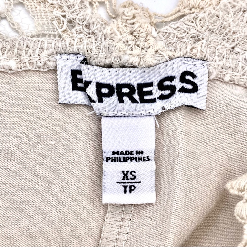 NWOT Express Lace Front Fitted Sleeveless Blouse, XS - Picture 12 of 14